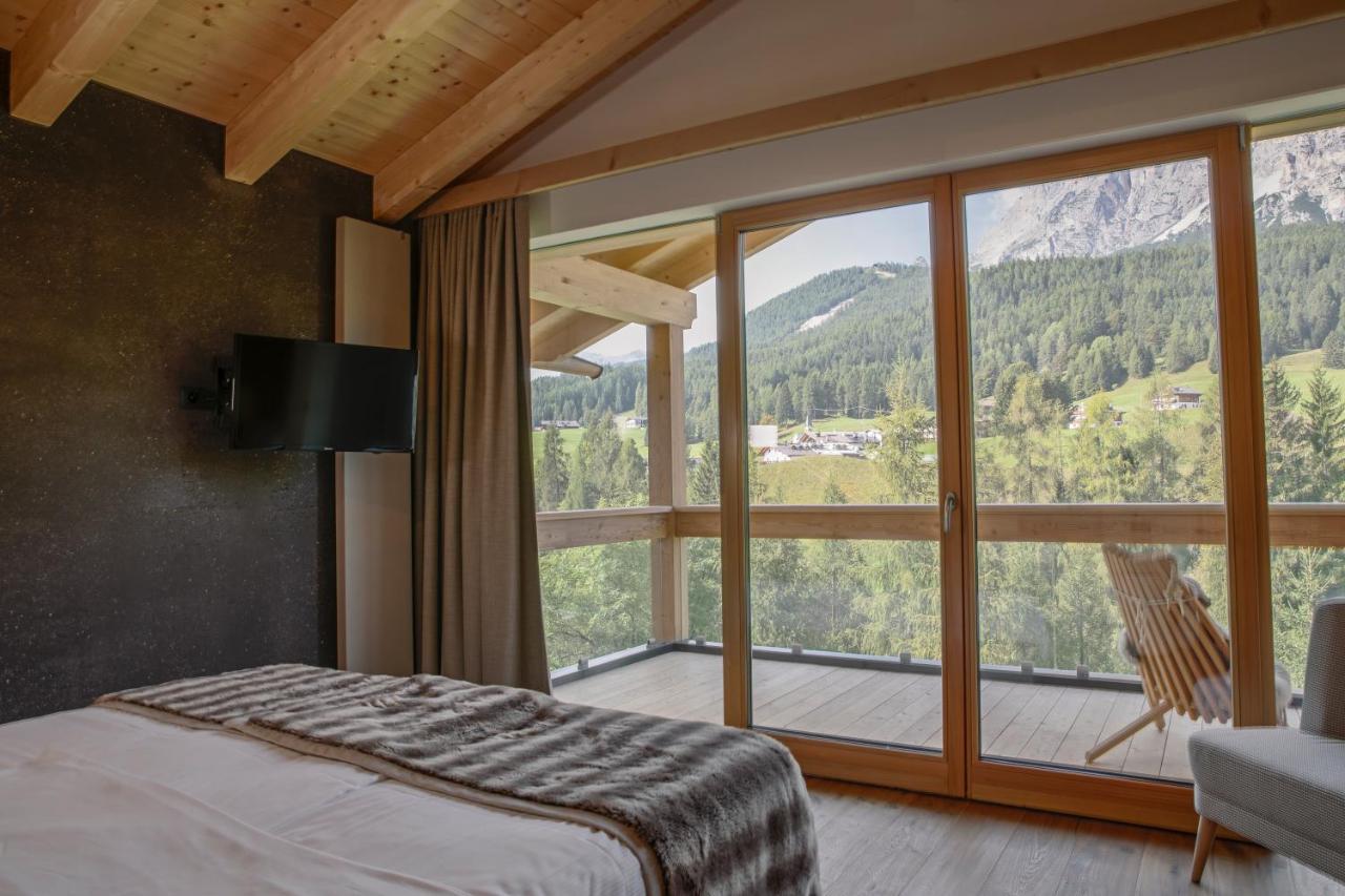 Dolomiti Lodge Alvera Cortina dʼAmpezzo Exteriér fotografie