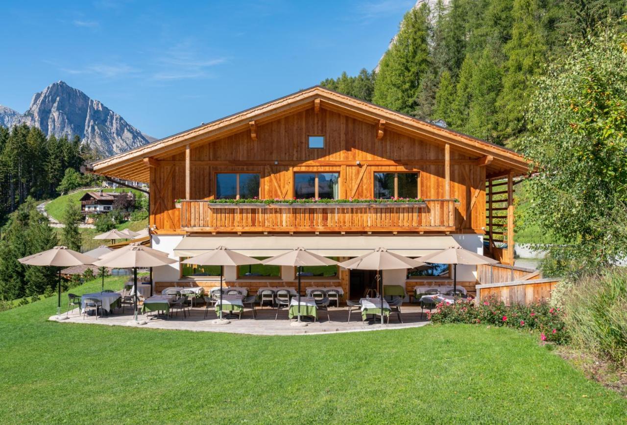 Dolomiti Lodge Alvera Cortina dʼAmpezzo Exteriér fotografie