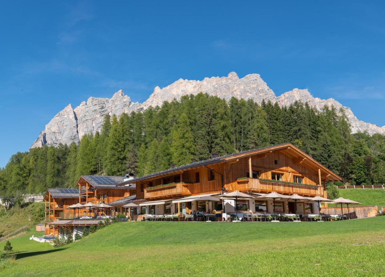 Dolomiti Lodge Alvera Cortina dʼAmpezzo Exteriér fotografie