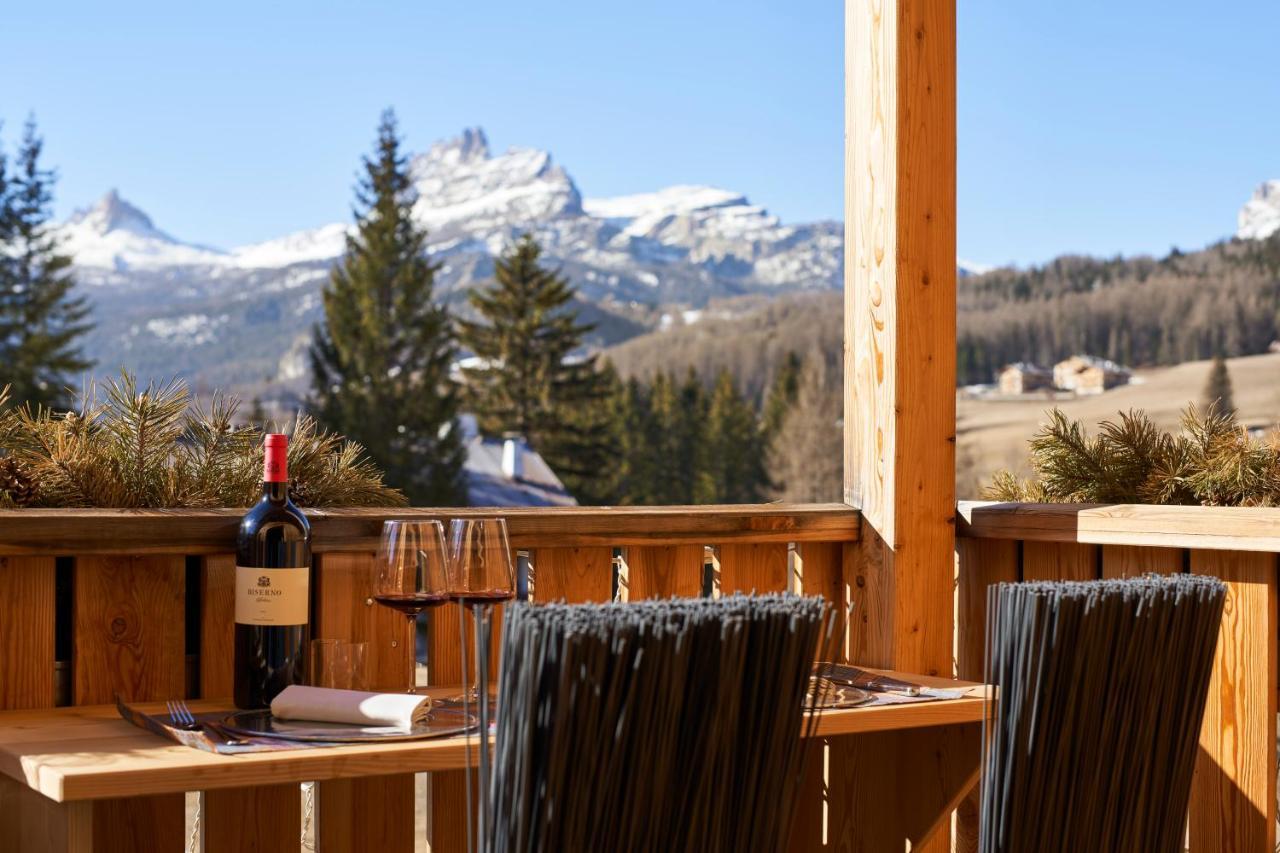 Dolomiti Lodge Alvera Cortina dʼAmpezzo Exteriér fotografie