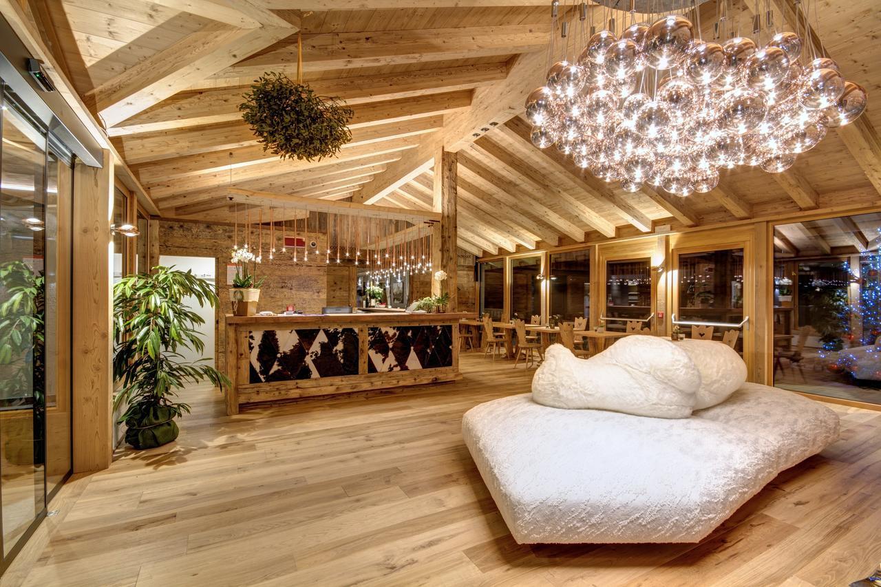Dolomiti Lodge Alvera Cortina dʼAmpezzo Exteriér fotografie