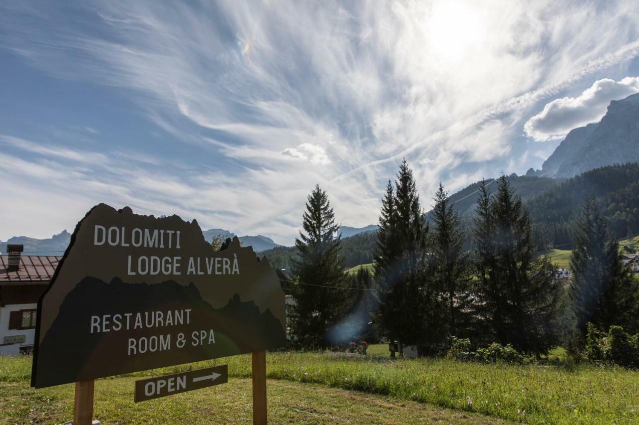 Dolomiti Lodge Alvera Cortina dʼAmpezzo Exteriér fotografie