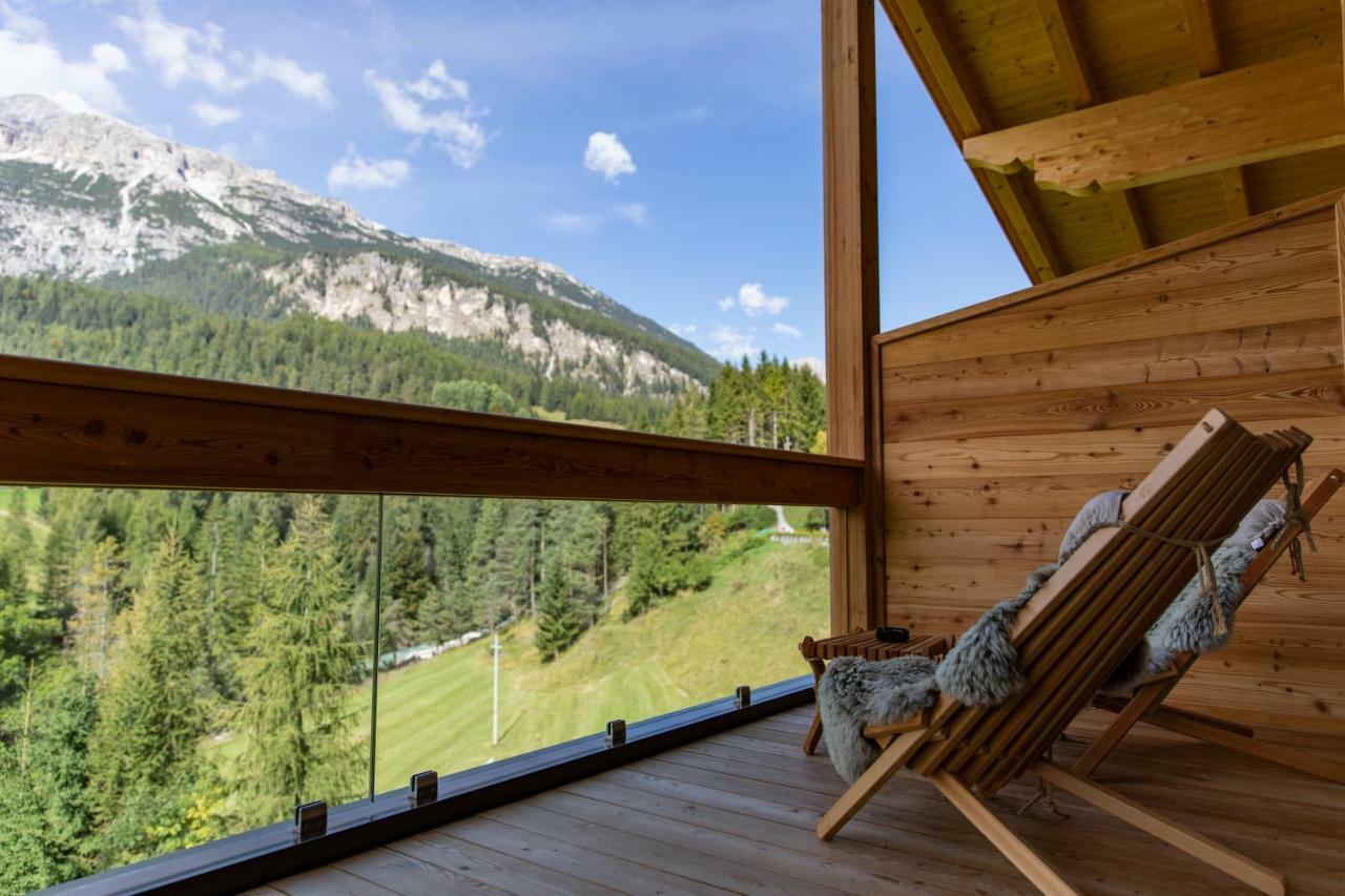 Dolomiti Lodge Alvera Cortina dʼAmpezzo Exteriér fotografie